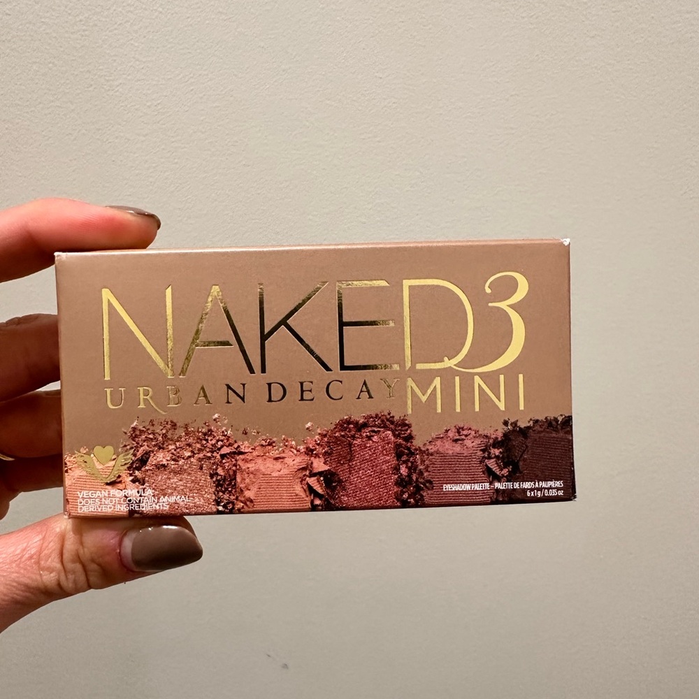 Urban Decay Naked3 Mini Eyeshadow Palette - Pink and Brown Shades - Picture 3 of 4